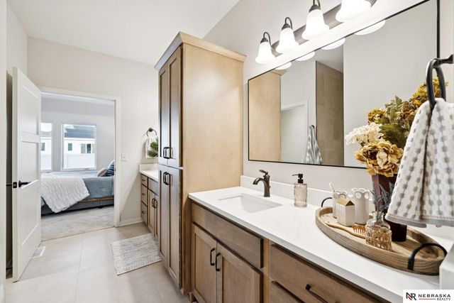 7320 Augustine Avenue, Lincoln, NE 68516