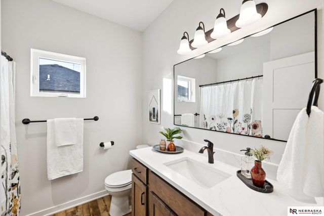 7320 Augustine Avenue, Lincoln, NE 68516