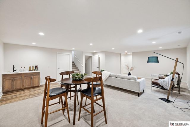 7320 Augustine Avenue, Lincoln, NE 68516