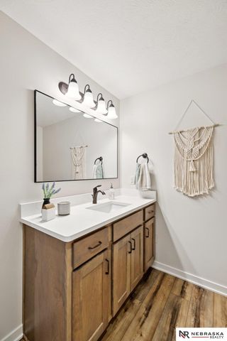 7320 Augustine Avenue, Lincoln, NE 68516