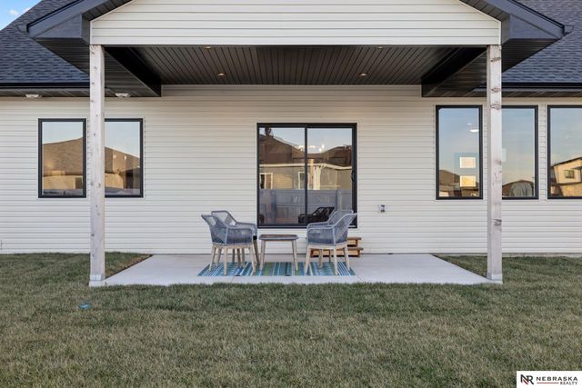 7320 Augustine Avenue, Lincoln, NE 68516