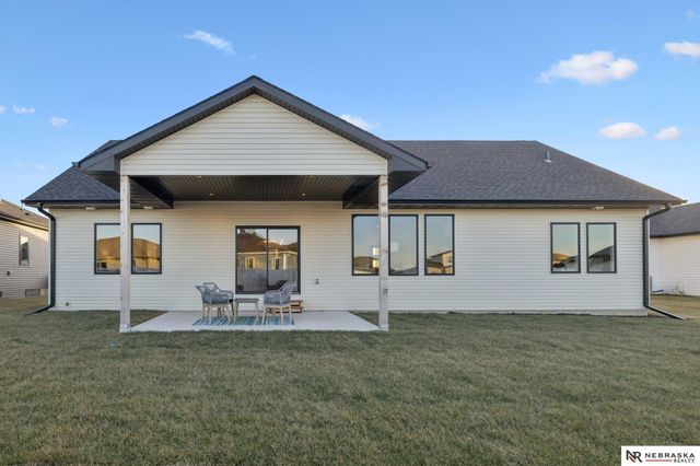 7320 Augustine Avenue, Lincoln, NE 68516