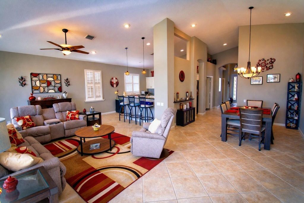 362 NW Sunview Way, Port St. Lucie, FL 34986