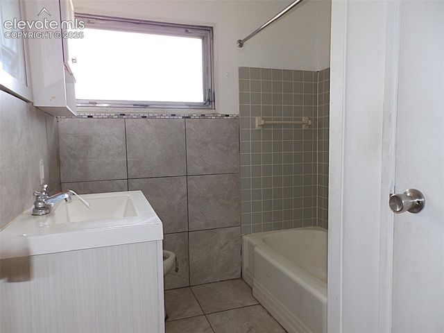 1901 S El Paso Avenue, Colorado Springs, CO 80905