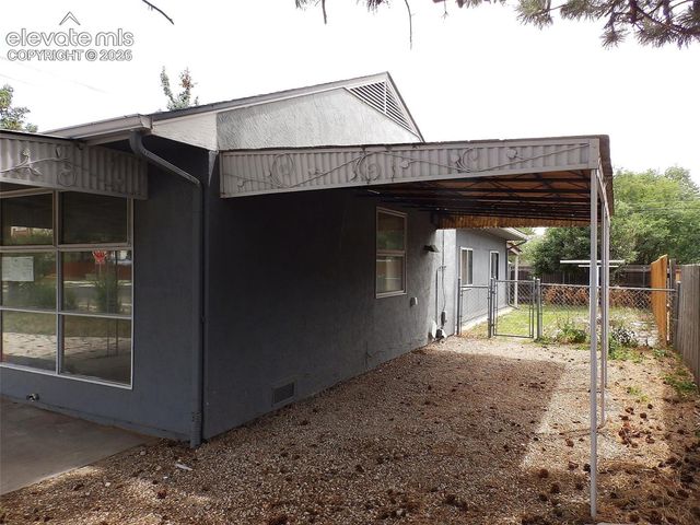 1901 S El Paso Avenue, Colorado Springs, CO 80905