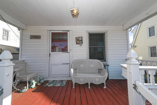 165 Cochran Place, Valley Stream, NY 11581