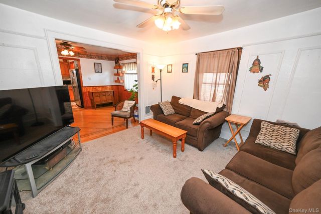 165 Cochran Place, Valley Stream, NY 11581