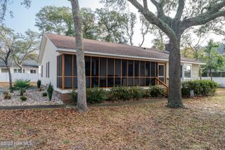 108 NE 41st Street, Oak Island, NC 28465