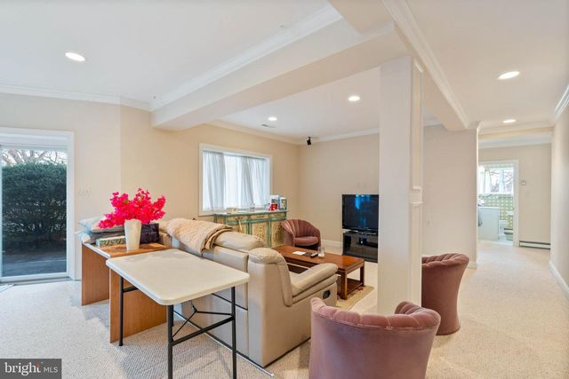 5 LOCHVIEW CT, Lutherville Timonium, MD 21093