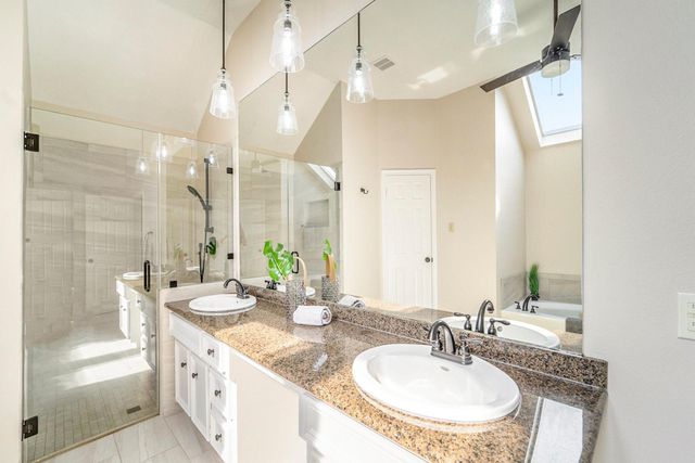 15214 Park Estates Lane, Houston, TX 77062