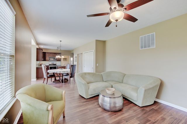 13172 Turquoise Circle, Carmel, IN 46033