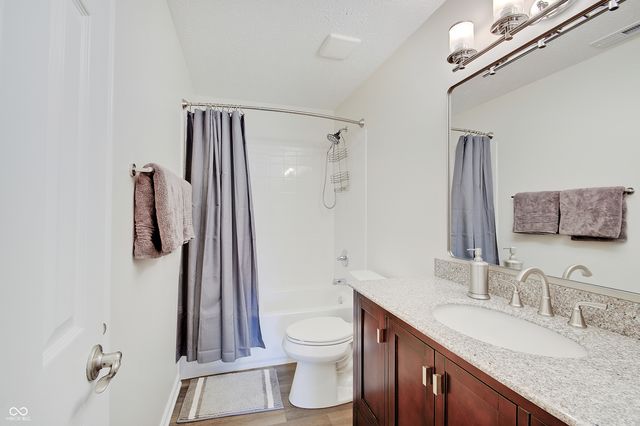 13172 Turquoise Circle, Carmel, IN 46033