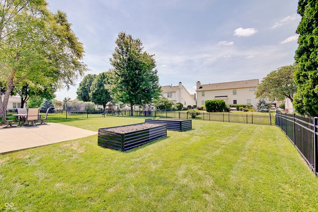 13172 Turquoise Circle, Carmel, IN 46033