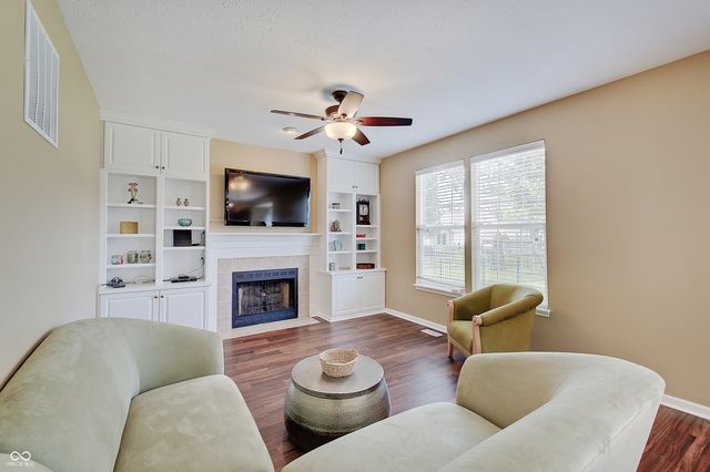 13172 Turquoise Circle, Carmel, IN 46033