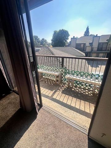 360 N Capitola Court 4, Porterville, CA 93257