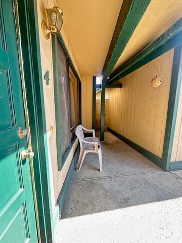 360 N Capitola Court 4, Porterville, CA 93257