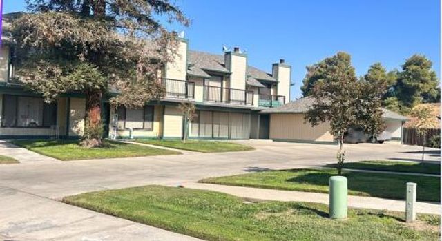 360 N Capitola Court 4, Porterville, CA 93257