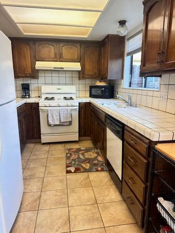 360 N Capitola Court 4, Porterville, CA 93257