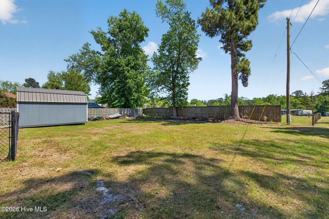 119 Midland Lane, Sneads Ferry, NC 28460