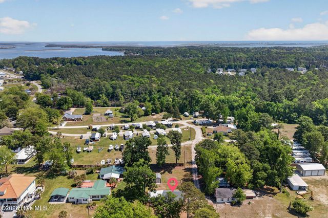 119 Midland Lane, Sneads Ferry, NC 28460
