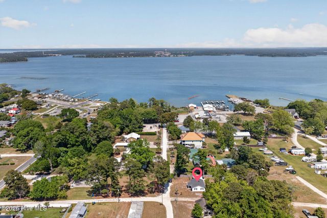119 Midland Lane, Sneads Ferry, NC 28460