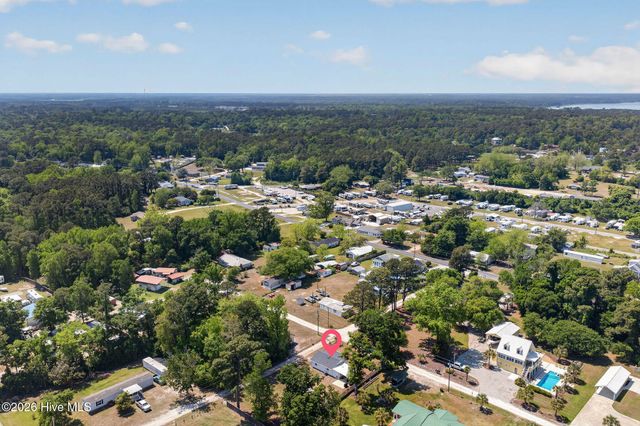 119 Midland Lane, Sneads Ferry, NC 28460
