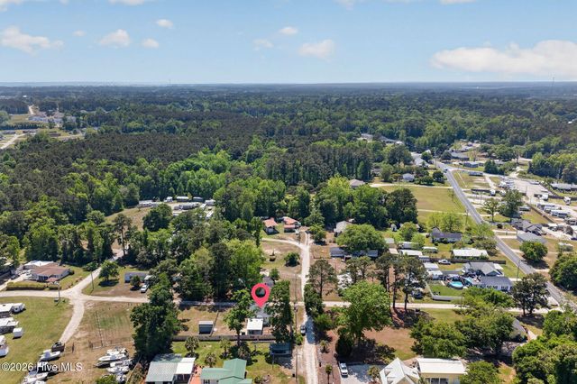 119 Midland Lane, Sneads Ferry, NC 28460