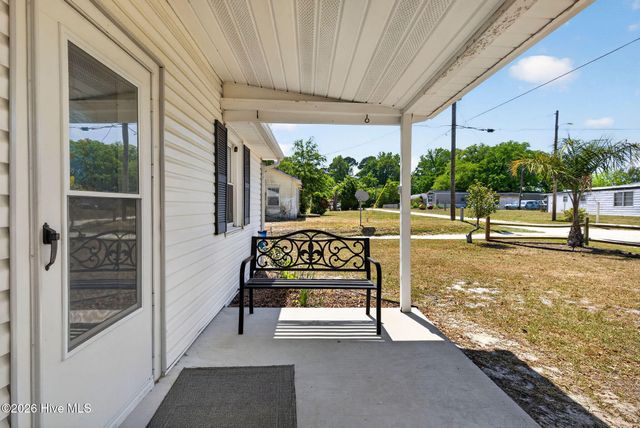 119 Midland Lane, Sneads Ferry, NC 28460