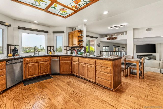 7781 Rocio, Carlsbad, CA 92009