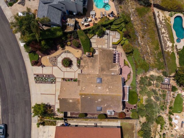 7781 Rocio, Carlsbad, CA 92009