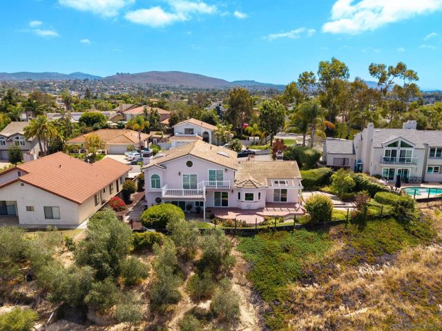 7781 Rocio, Carlsbad, CA 92009