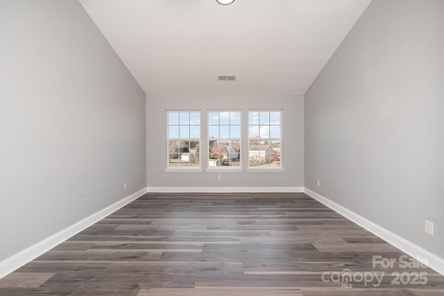 1457 Jc Raulston Court, Hickory, NC 28602