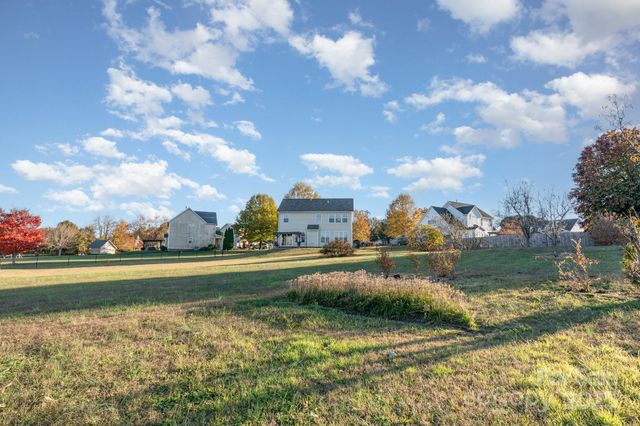 1457 Jc Raulston Court, Hickory, NC 28602