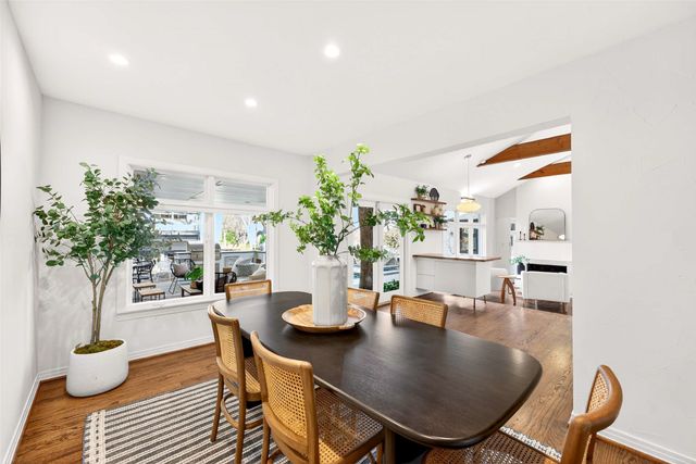 7045 Clayton Avenue, Dallas, TX 75214