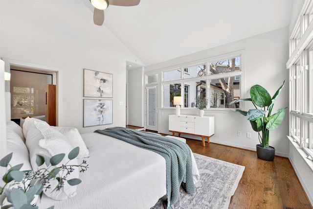 7045 Clayton Avenue, Dallas, TX 75214