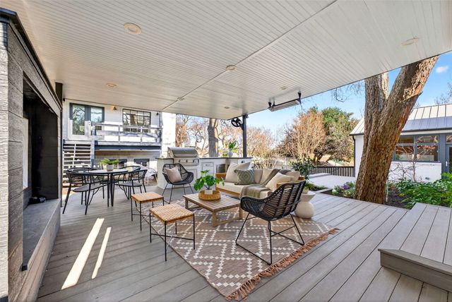 7045 Clayton Avenue, Dallas, TX 75214