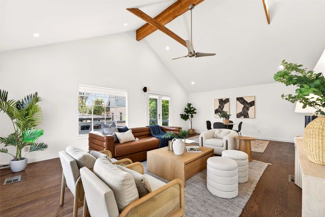 7045 Clayton Avenue, Dallas, TX 75214