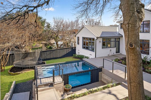 7045 Clayton Avenue, Dallas, TX 75214