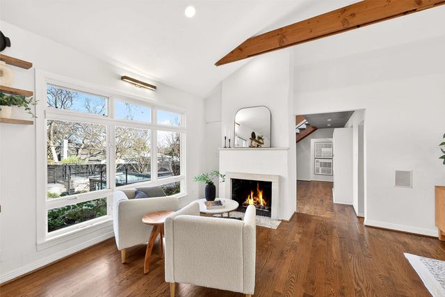 7045 Clayton Avenue, Dallas, TX 75214