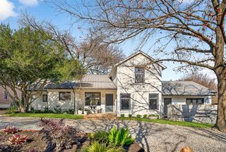 7045 Clayton Avenue, Dallas, TX 75214