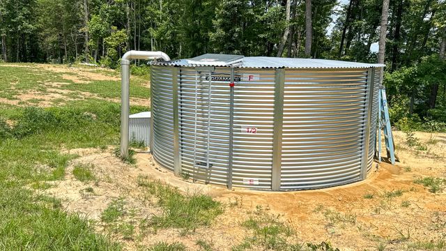 1313 Flat Rock Rd, Jamestown, TN 38556