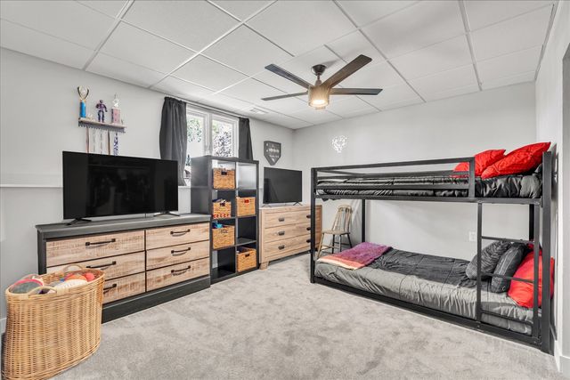 314 Crest Road, Eldridge, IA 52748