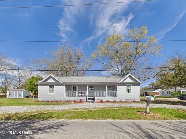 1909 Polk Avenue, Pascagoula, MS 39567