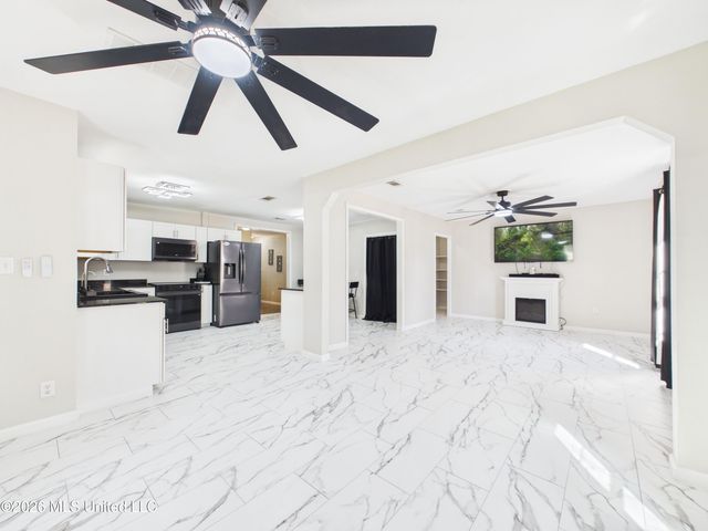 1909 Polk Avenue, Pascagoula, MS 39567