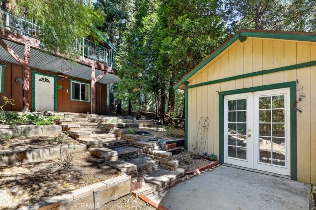 1147 Jungfrau Drive, Crestline, CA 92325