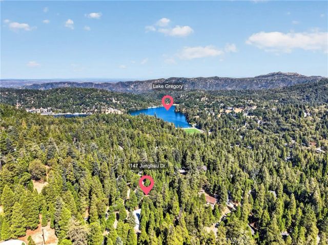 1147 Jungfrau Drive, Crestline, CA 92325