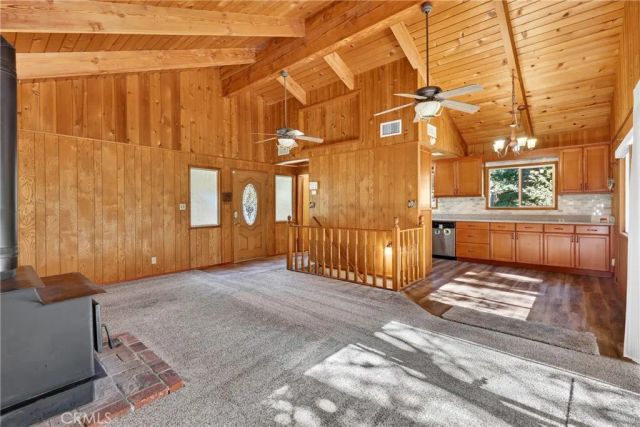 1147 Jungfrau Drive, Crestline, CA 92325