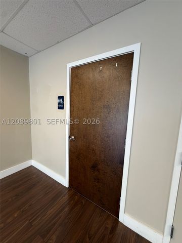 13441 NW 19th Ln 6, Sweetwater, FL 33182