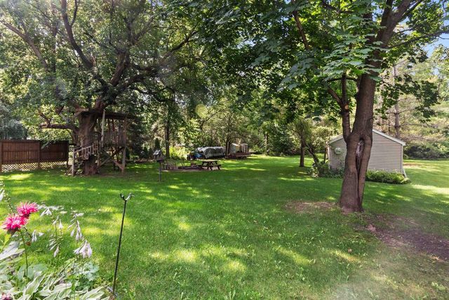 419 MAPLE LANE, Neenah, WI 54956