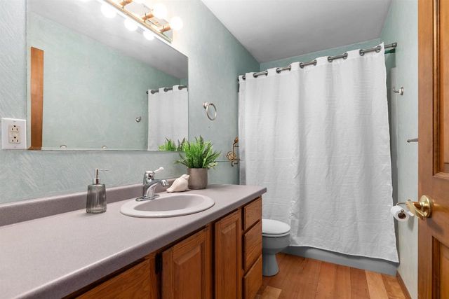 419 MAPLE LANE, Neenah, WI 54956